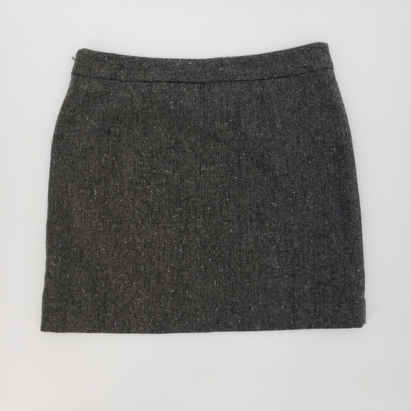 Ann Taylor Loft 3D Floral Gray Mini Skirt - Picture 2 of 6